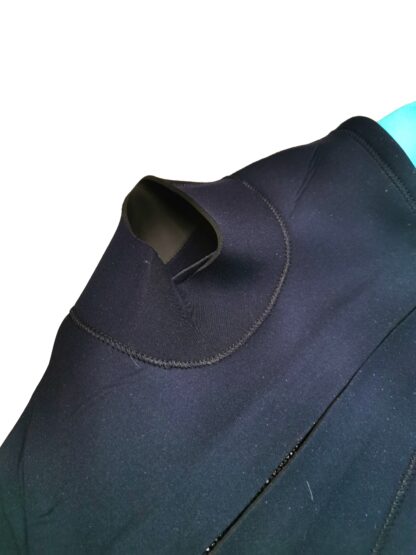 Gotcha Phantom Pro 3.2 Men's Super Stretch Long Sleeve Wetsuit with Front Zip, Black/Blue - Image 4